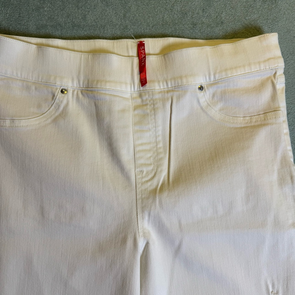 Women's Spanx White Denim Ankle Jeggings Size L Distressed Raw Hem - Picture 3 of 11